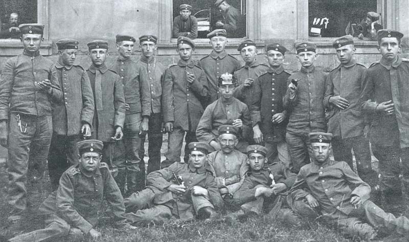 Feldpostkarte an seinen Bruder Wilhelm. abgeschickt am 8.7.1917 aus Trier